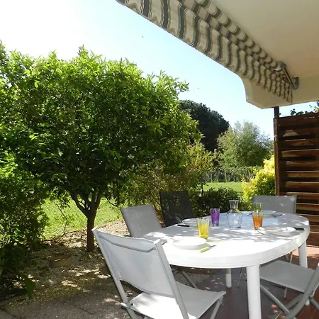 T2 Avec Jardin, Terrasse Et Parking - 4 Couchages, - Fr-1-251-790 Apartment Le Lavandou